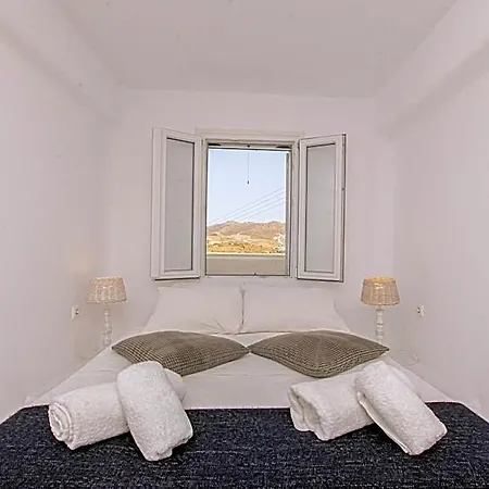 Hotel Bebis House 3*